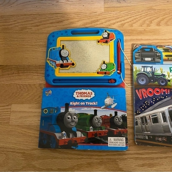 Thomas the Tank Drawing Book & Vroom Rumble Zoom Vehicle Sounds Bundle Kids - Picture 4 of 5